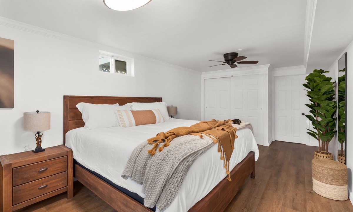 Rimrock House | Spacious King Suite with Private Laundry