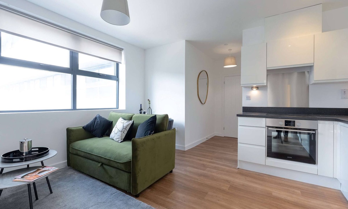 Southampton City Centre Apartment | Spacious one-bedroom apartment in the City Centre