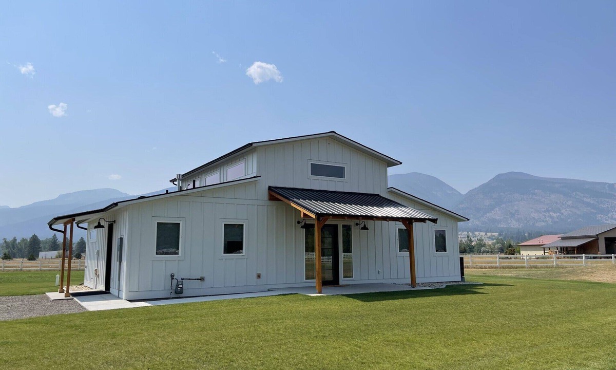 Florence House | Spectacular 2BR house with view of Bitterroot Mountains.