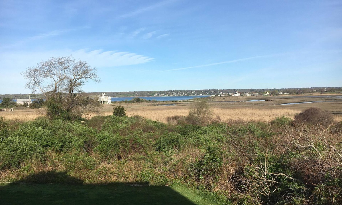 Little Compton Bed & Breakfast | SPRING INTO SAVINGS Large Tranquil, Private Suite By The Sea, Birders Paradise