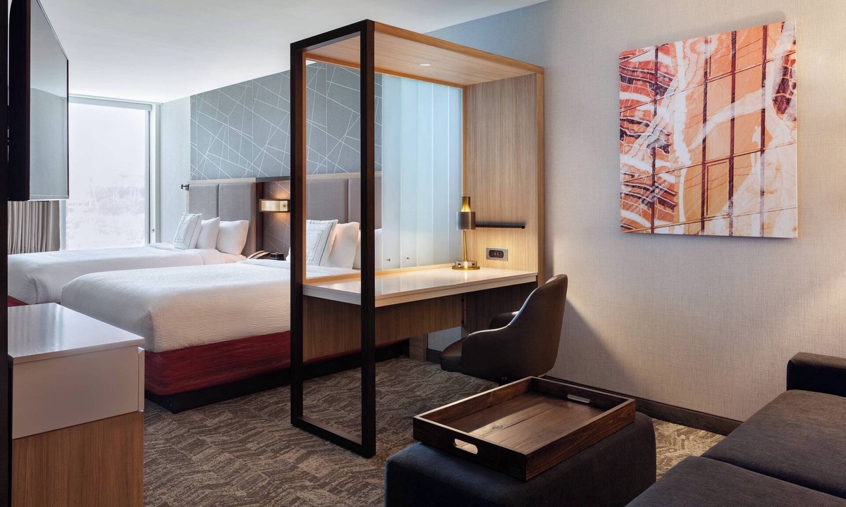 Millenia Hotel | SpringHill Suites by Marriott Orlando at Millenia