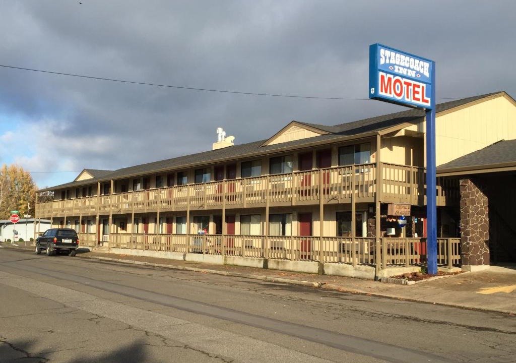 Molalla Hotel | Stagecoach Inn
