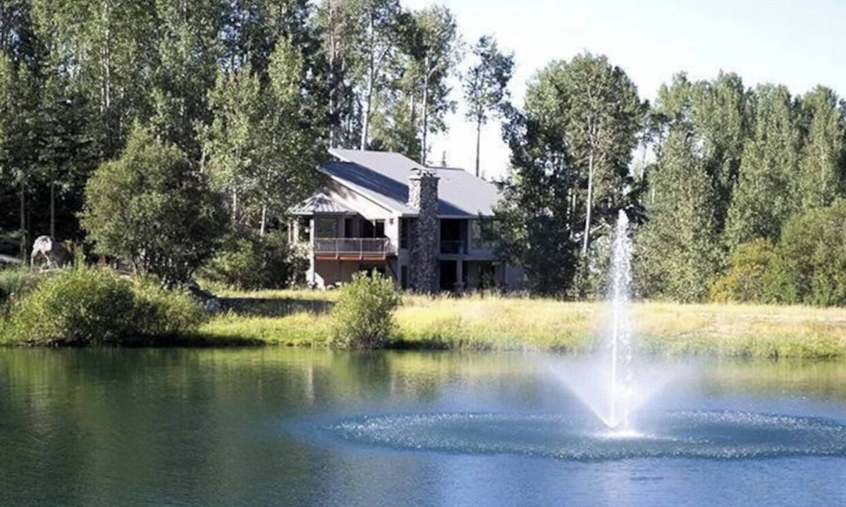 Star Valley Ranch House | Star Valley Golf Course Luxury! ! Close to Jackson, Yellowstone and GTP!