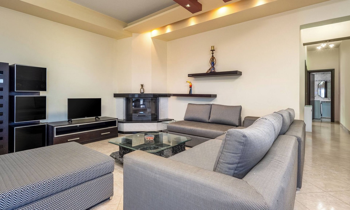 Fanai Apartment | Stavroulas Amazing House