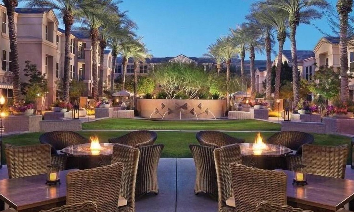 Gainey Village Villas House | Stay, Work, and Play in Style Near Scottsdale's Top Attractions! Pets Welcome!