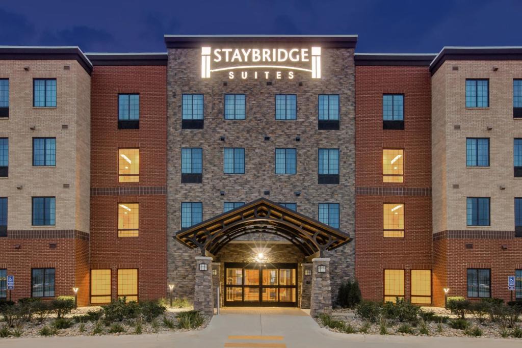 Benton Harbor Hotel | Staybridge Suites - Benton Harbor-St. Joseph by IHG
