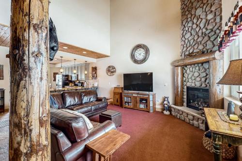 Brian Head House | Steps to Brian Head Resort: Ski Home w/Games