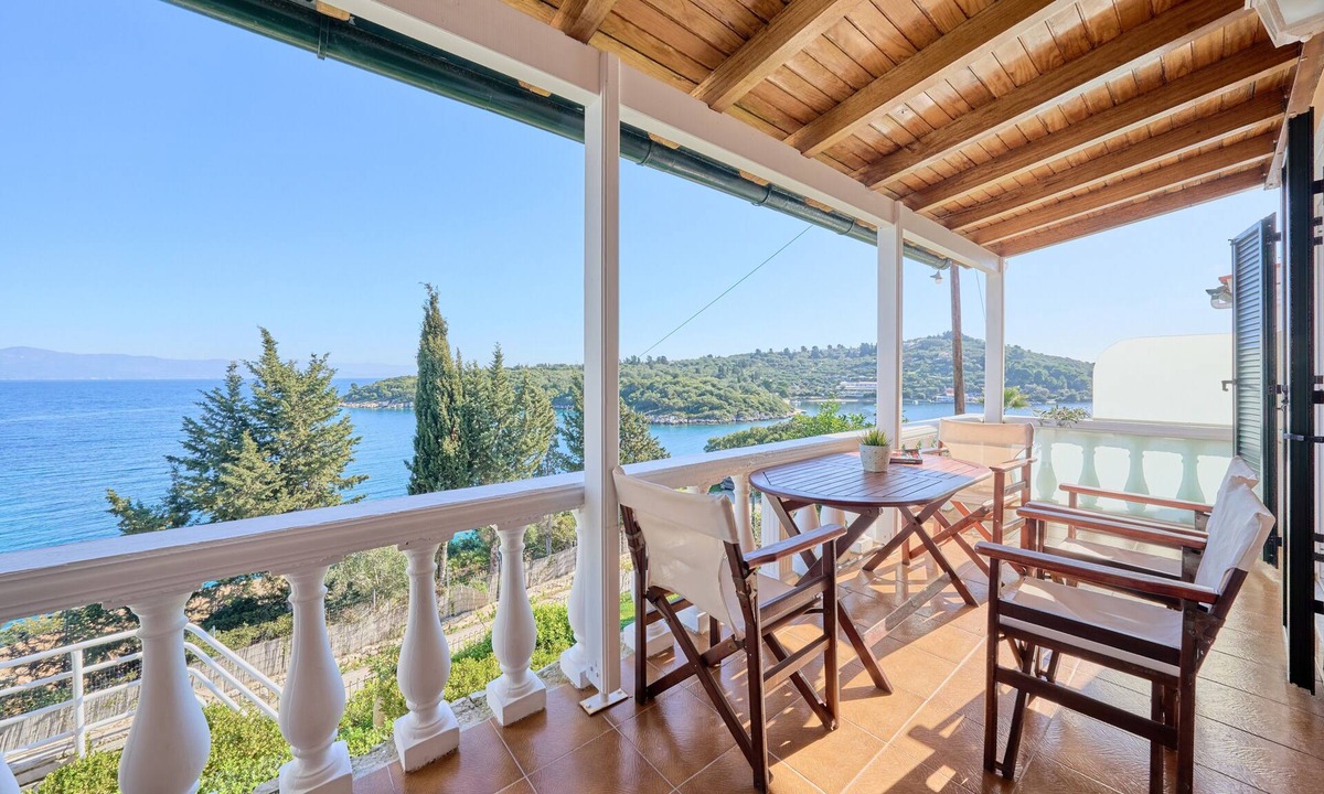 Katsimatika Apartment | Studio 'Dolphin 2' with Sea View, Wi-Fi and Air Conditioning
