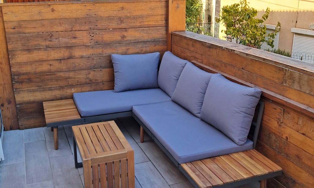 Molini Apartment | Studio maisonnette 5 minutes' walk from the beautiful Agosta beach