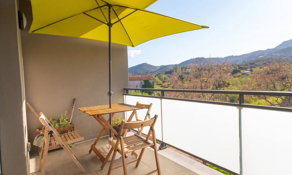 Querciolo Apartment | Studio Panorama Montagne Apartment with Mountain View