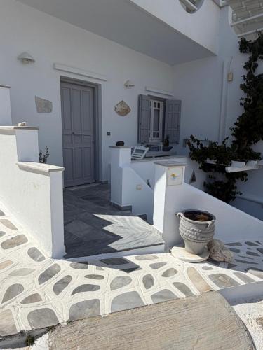 Tinos Town Apartment | Studios Eleni I
