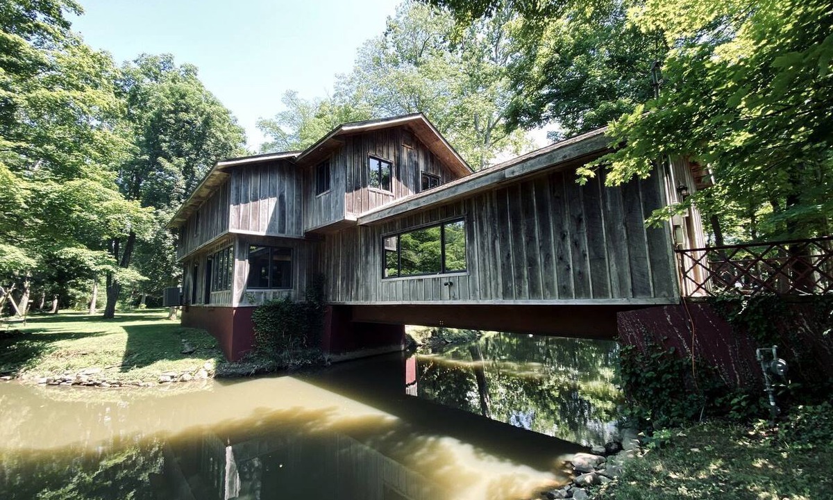 New Albany Cabin | Stunning Home Away From Home in New Albany, Ohio, For Restful Escapes to Nature