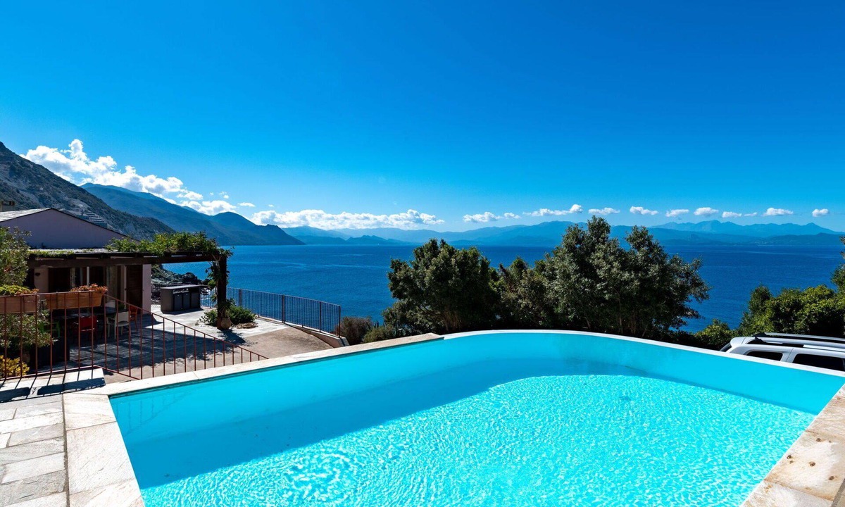 Canari House | Stunning private villa for 6 people with WIFI, A/C, private pool, TV, patio and pets allowed