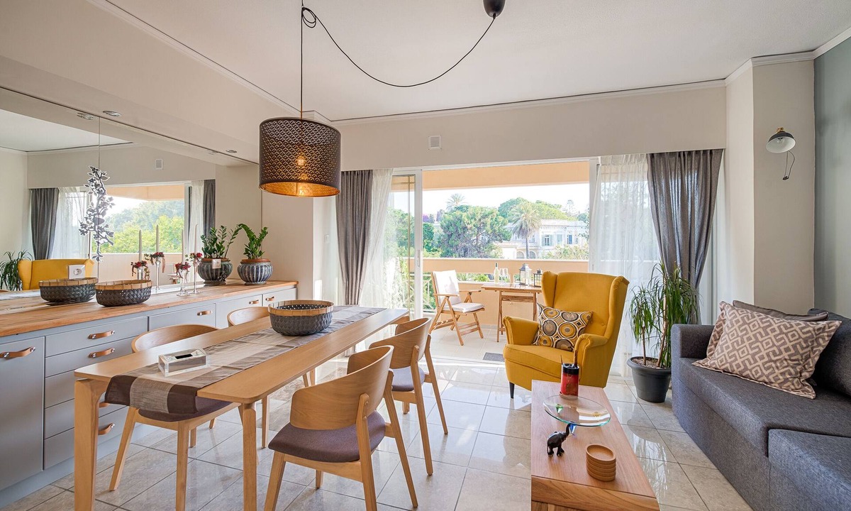 Rhodes Town Apartment | Stylish central apartment in Rhodes City - 5 mins to Old City & the beach