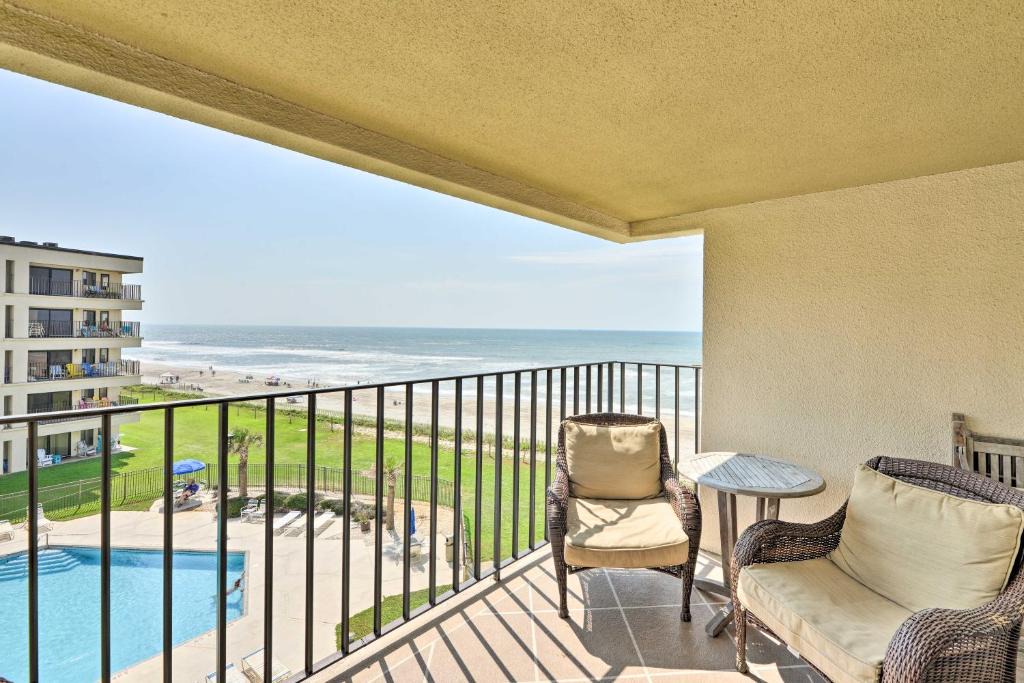 Indian Beach House | Summer Winds Resort Condo w/Ocean Views!