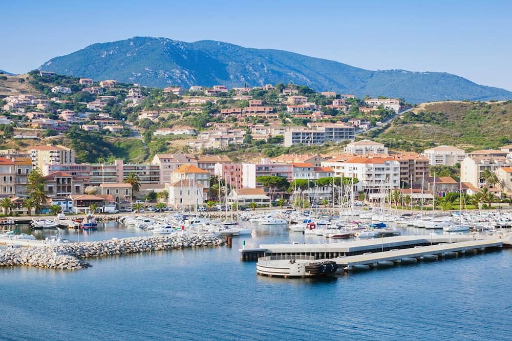 Propriano Boat Rental | Sun-Kissed Sailing Adventure in Córcega