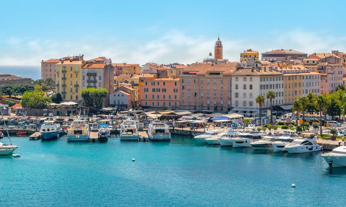 Corse-du-Sud Boat Rental | Sun-Kissed Sailing Adventure in Córcega