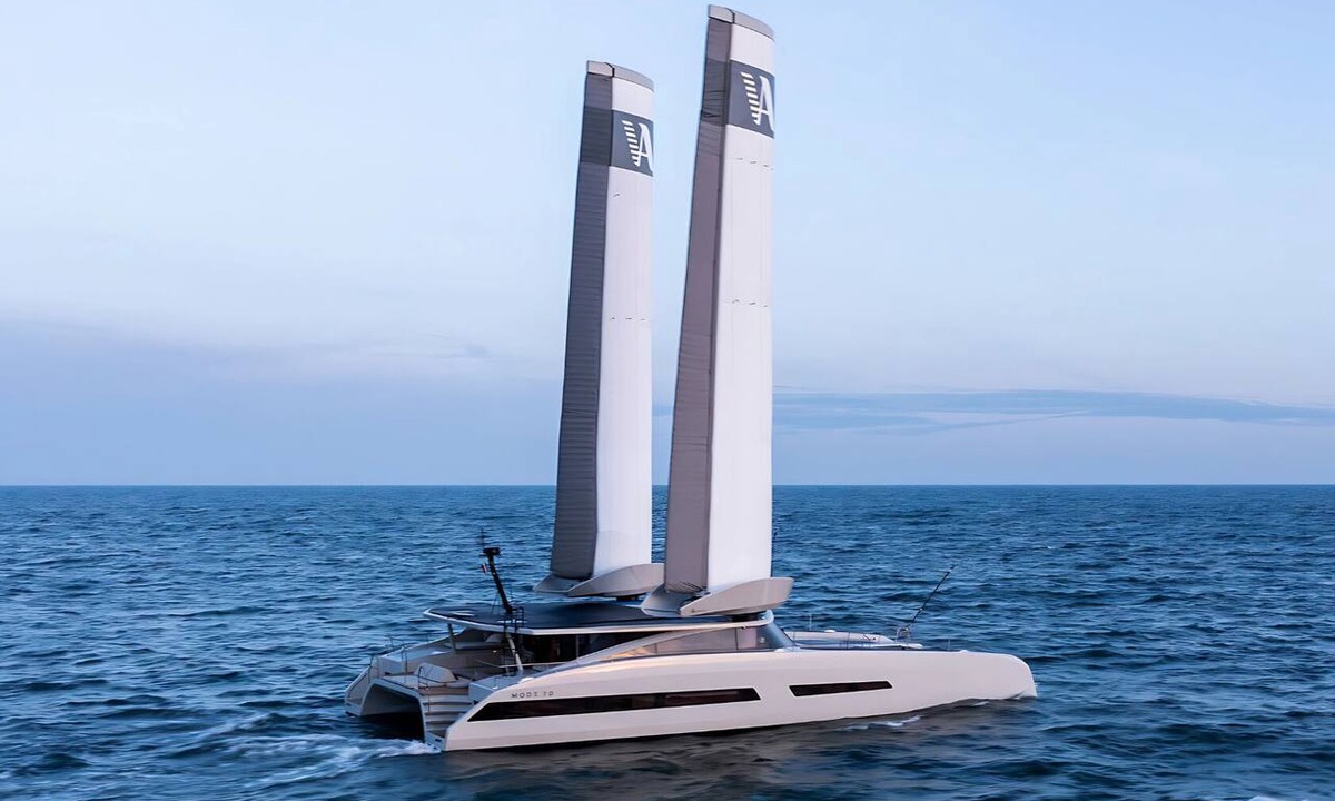 Ajaccio Boat Rental | Sun-Kissed Sailing Adventure in Córcega
