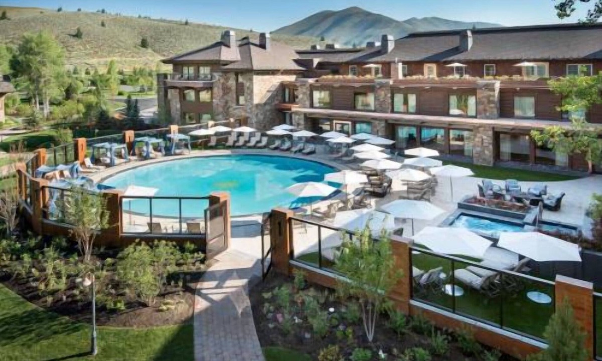 Elkhorn Cottage | Sun Valley Resort, The Chateau