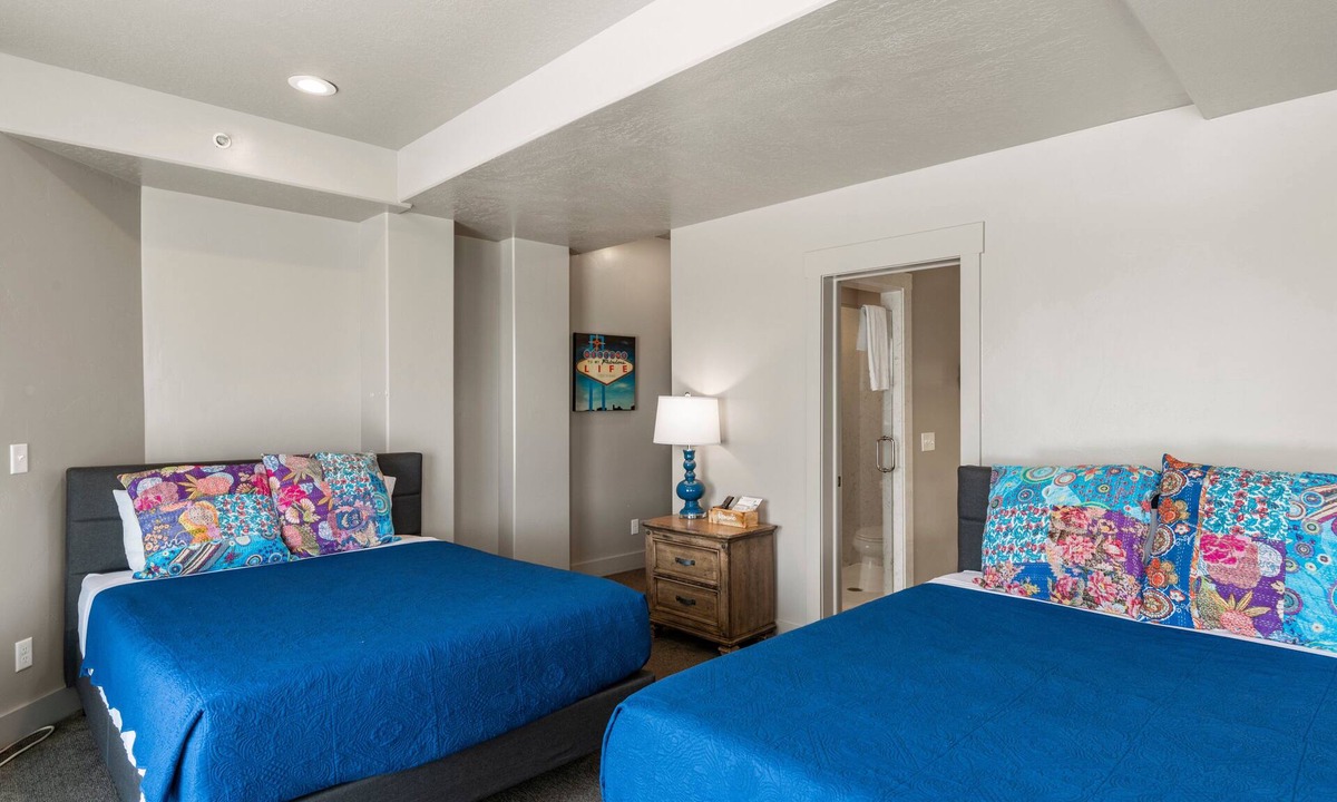 Garden City Hotel | Sunrise Resort Room #104 | 0 Bed, 1 Bath