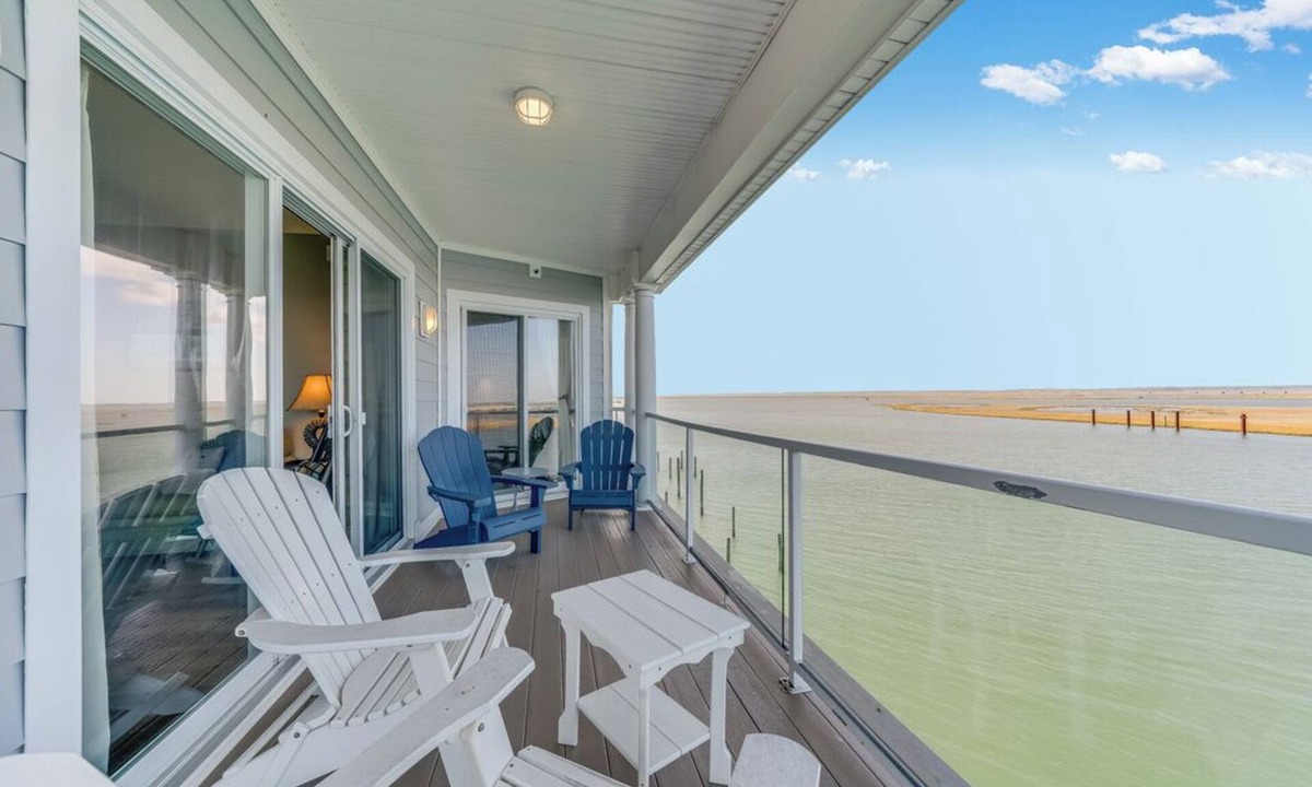 Chincoteague Condo | Sunset Bay 319 by Seaside Vacations & Sales