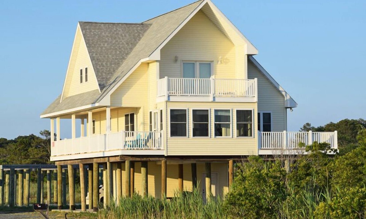 Chincoteague House | Sunset View- Waterfront with 40' Pier & Dock