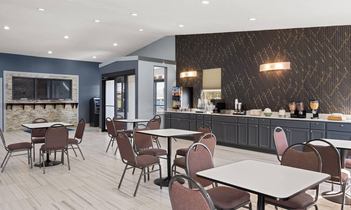 Fort Wayne Hotel | Super 8 by Wyndham Fort Wayne