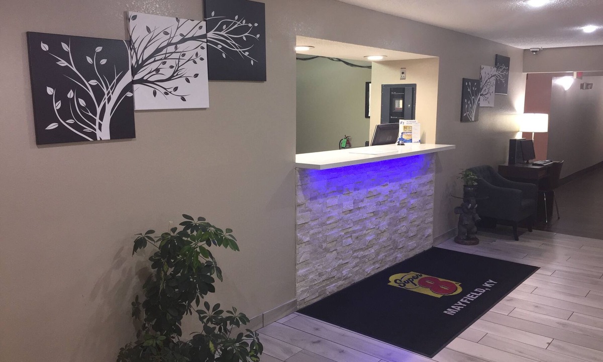 Mayfield Hotel | Super 8 by Wyndham Mayfield