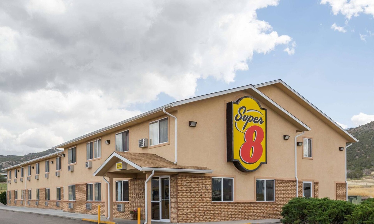 Nephi Hotel | Super 8 by Wyndham Nephi