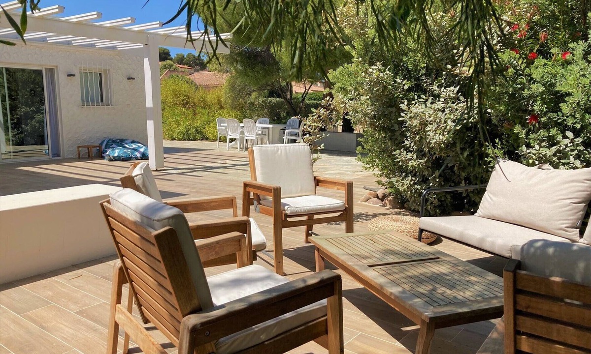 Marine de Saint Ambroggio House | Superbe Maison 6 Personnes à Deux pas de la Plage