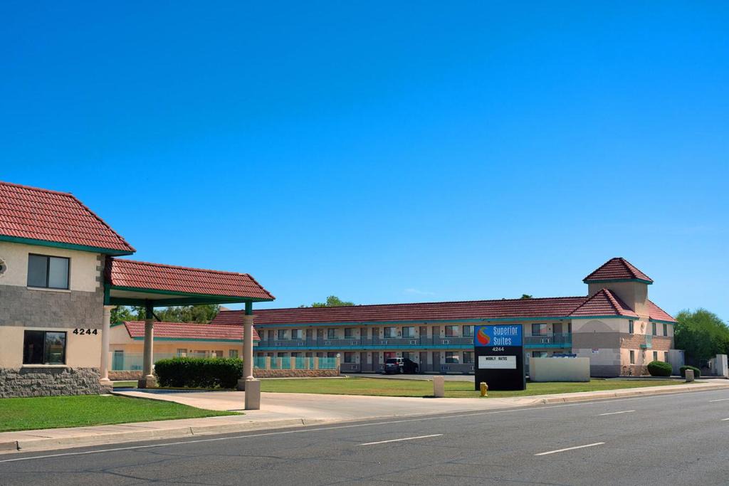Mesa Hotel | Superior Suites Phoenix Mesa