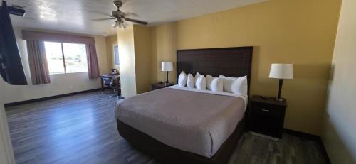 Mesa Hotel | SureStay by Best Western Mesa Downtown Area