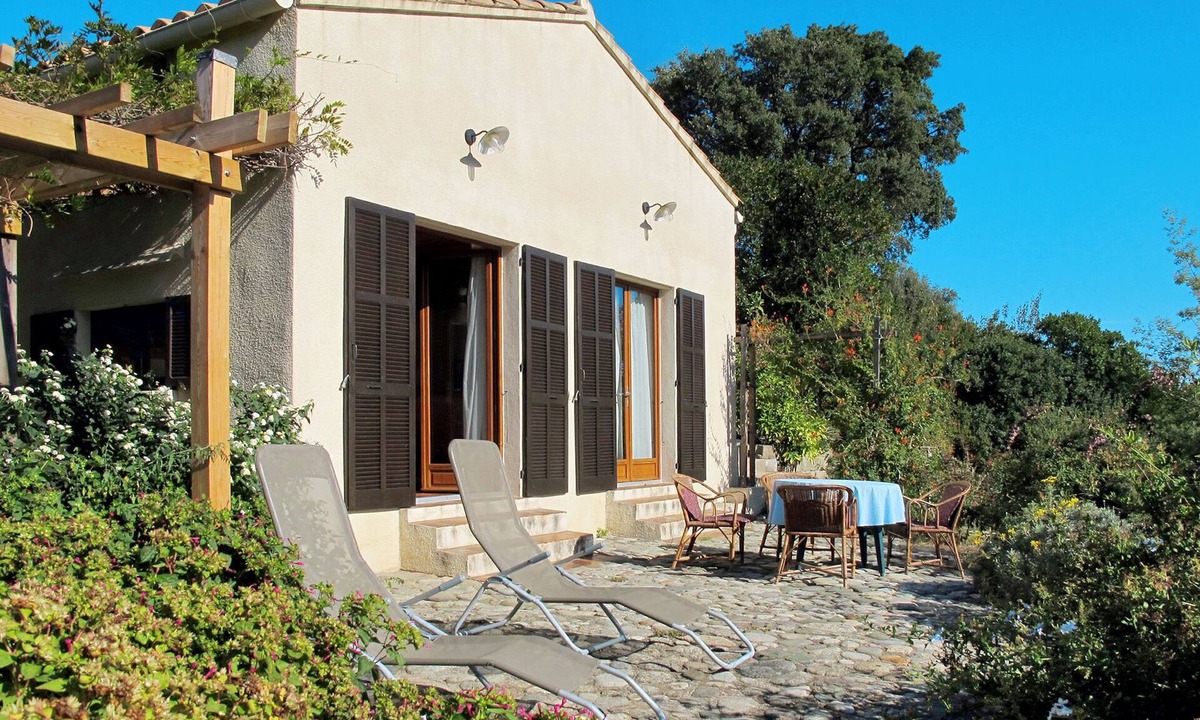 Abbazia House | Svyntha by Interhome