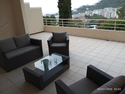 Ville-di-Pietrabugno Apartment | T2 BASTIA vue panoramique mer montagne