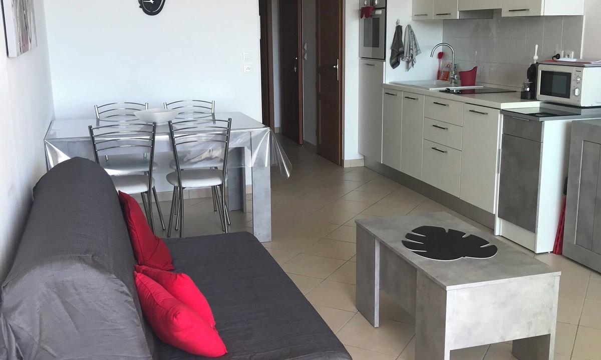 L'Ile-Rousse Apartment | T2 in new residence, fully equipped + air conditioning/wifi and parking