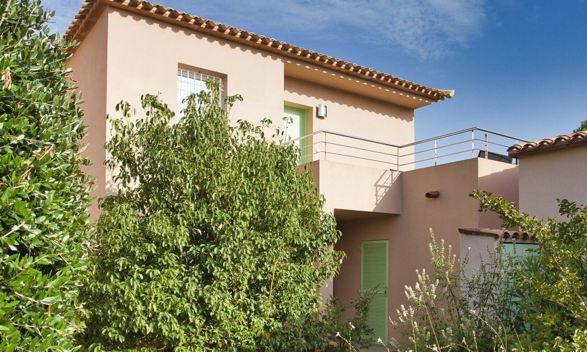 Lecci Apartment | T2 Near Saint-Cyprien, Cala Rossa, Pinarello Beaches – Southern Corsica