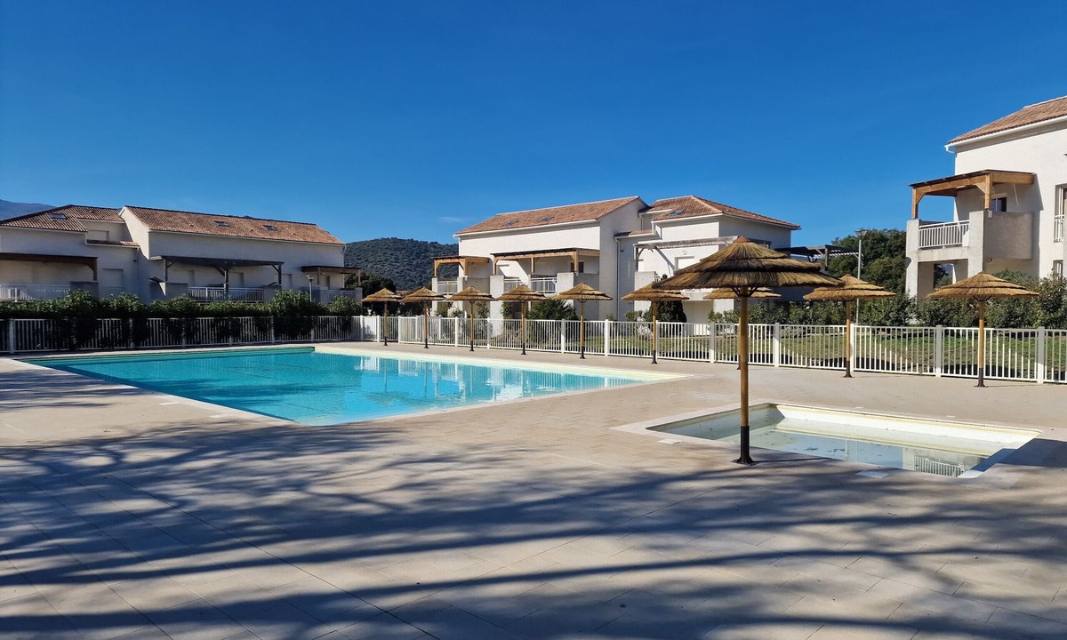 Oletta Apartment | T3 Résidence piscine Casa d'Orinaju H57