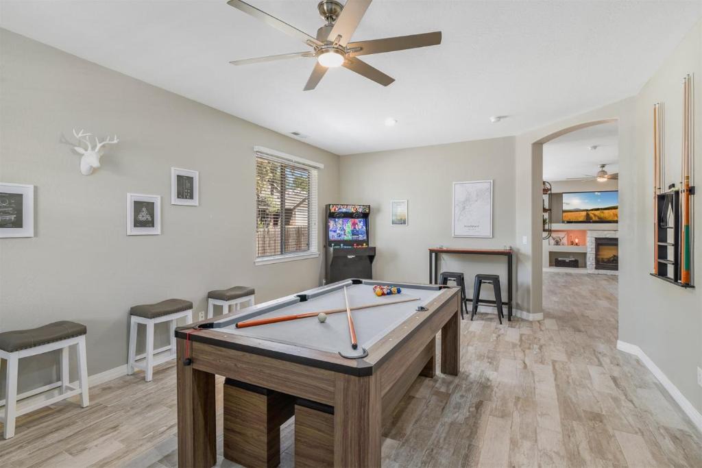 Ponderosa Trails House | Take Me To The Mountains Game Room Fire Pit Fenced Yard Dog Friendly