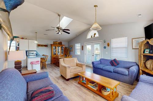 Topsail Beach House | TB601 Clamshell Cottage