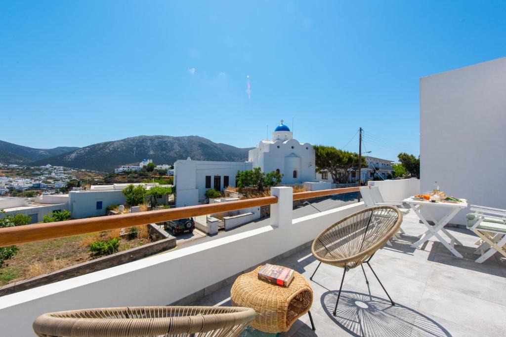 Artemonas Apartment | The Be House