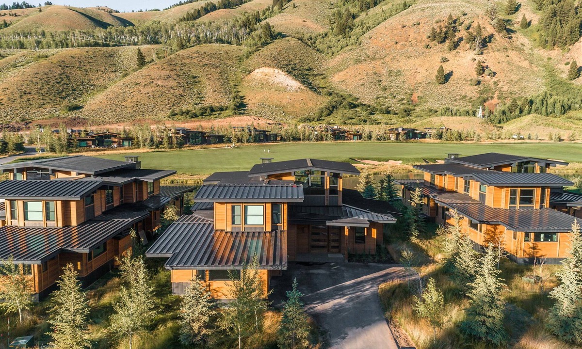 Hoback Junction House | The Cabins At Snake River Sporting Club