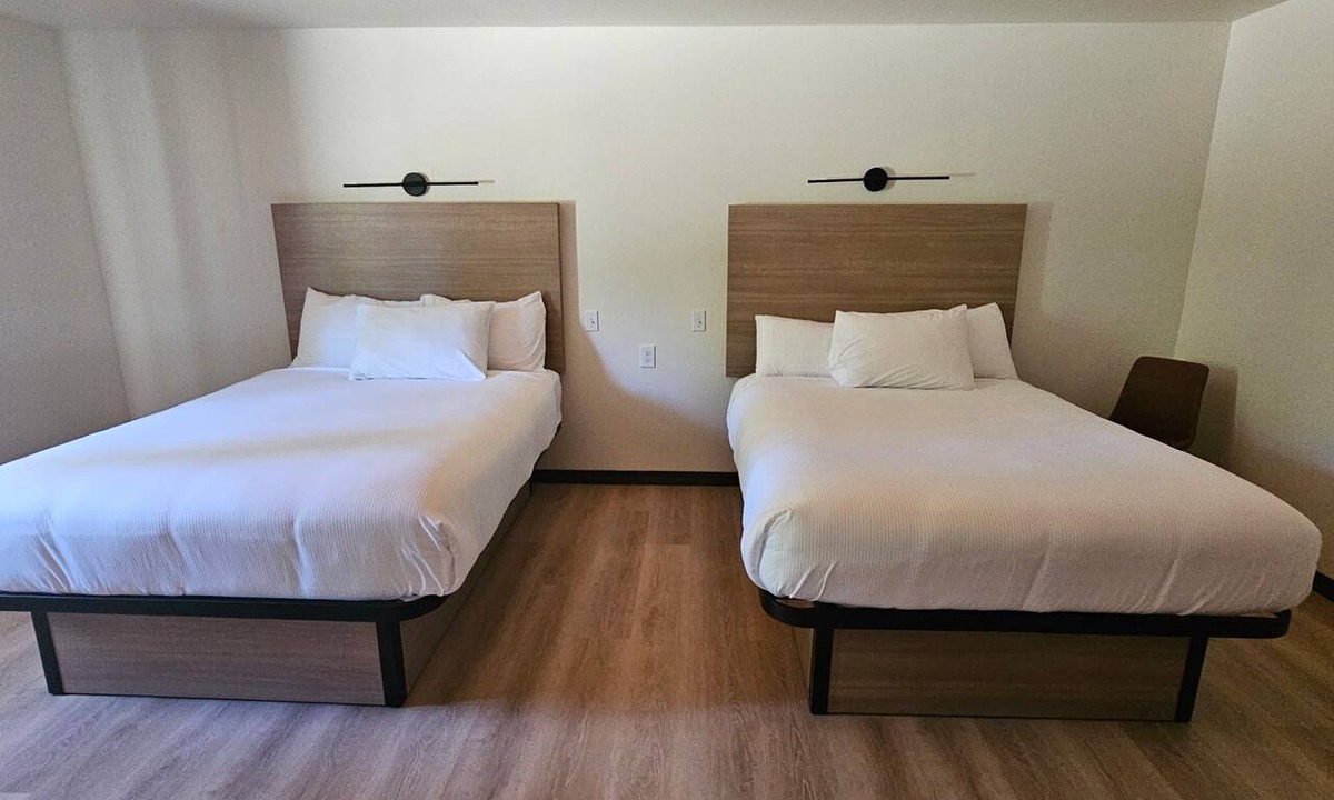 Coolin Hotel | The Coolin Motel