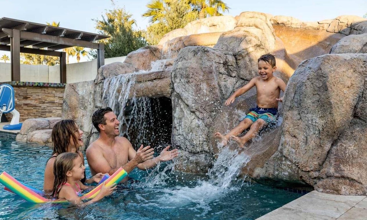 Avant House | The Desert Daydream: Heated Pool & Water Slide