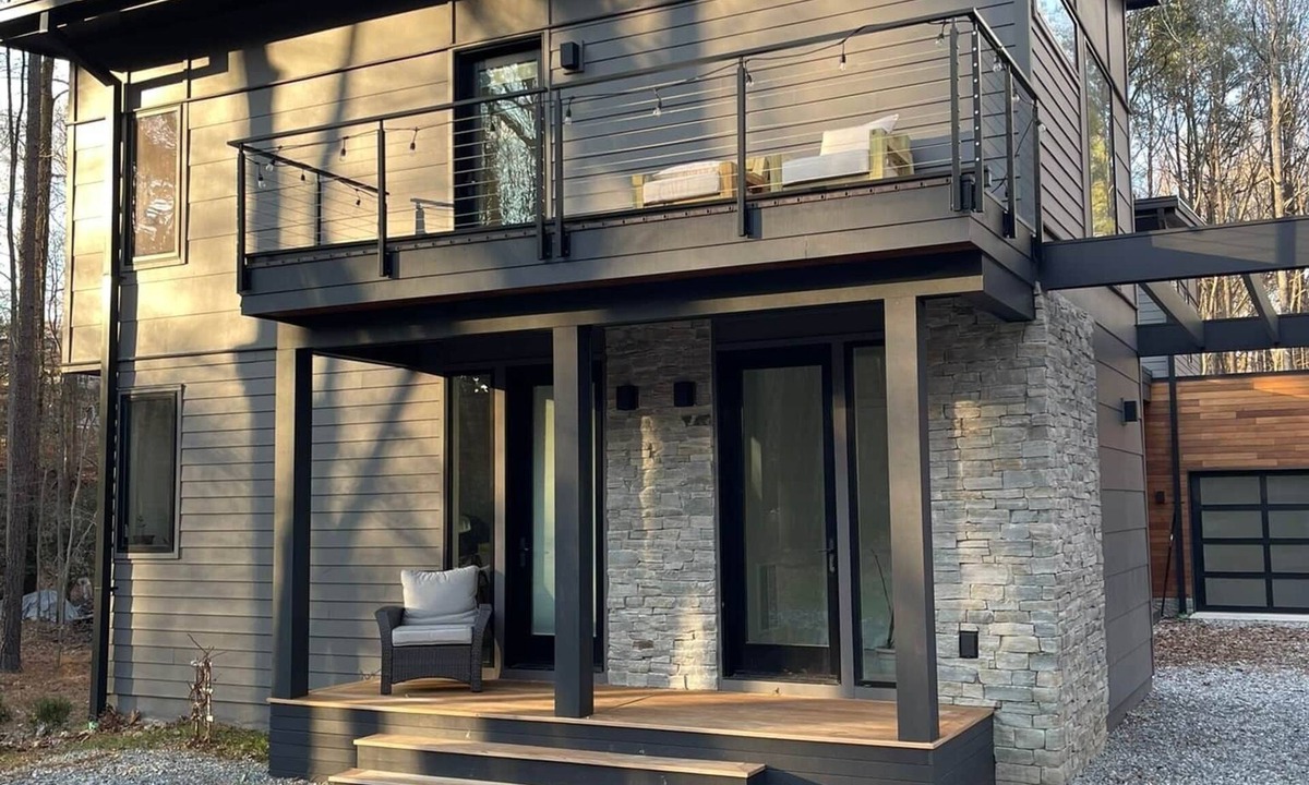North Chesterfield Apartment | The Enchanted Studio