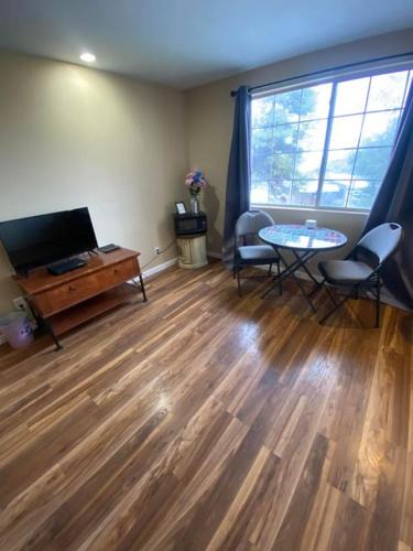 Squaw Valley Apartment | The Giant Forest Suite
