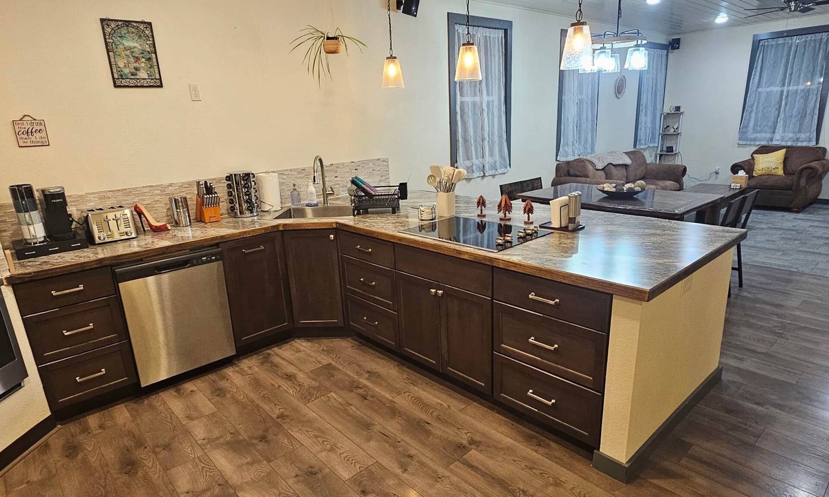 Troy House | The Katherine