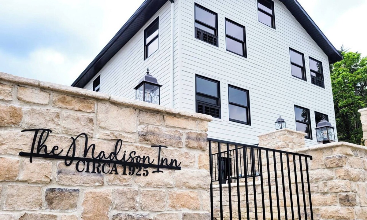 Madison Apartment | The Madison Inn, Charolotte's Corner Overlook, Suite 101, Hometown on Main Street Suite 101