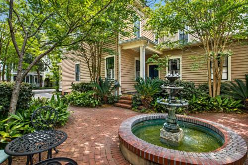 Savannah Victorian District House | The Parsonage at Forsyth