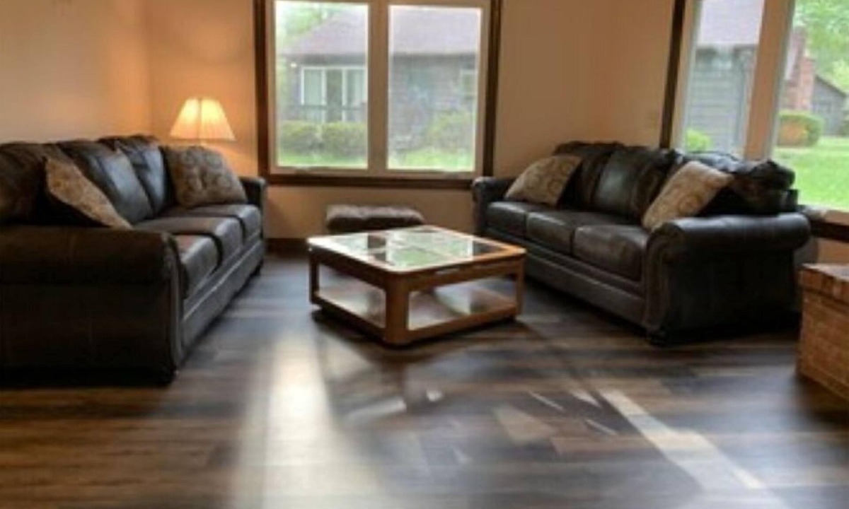 Apple Valley Condo | The Pines of Apple Valley. 31 Beautiful Vacation Cabins.