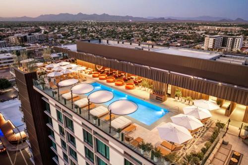 Entertainment District Hotel | The REMI Scottsdale Autograph Collection